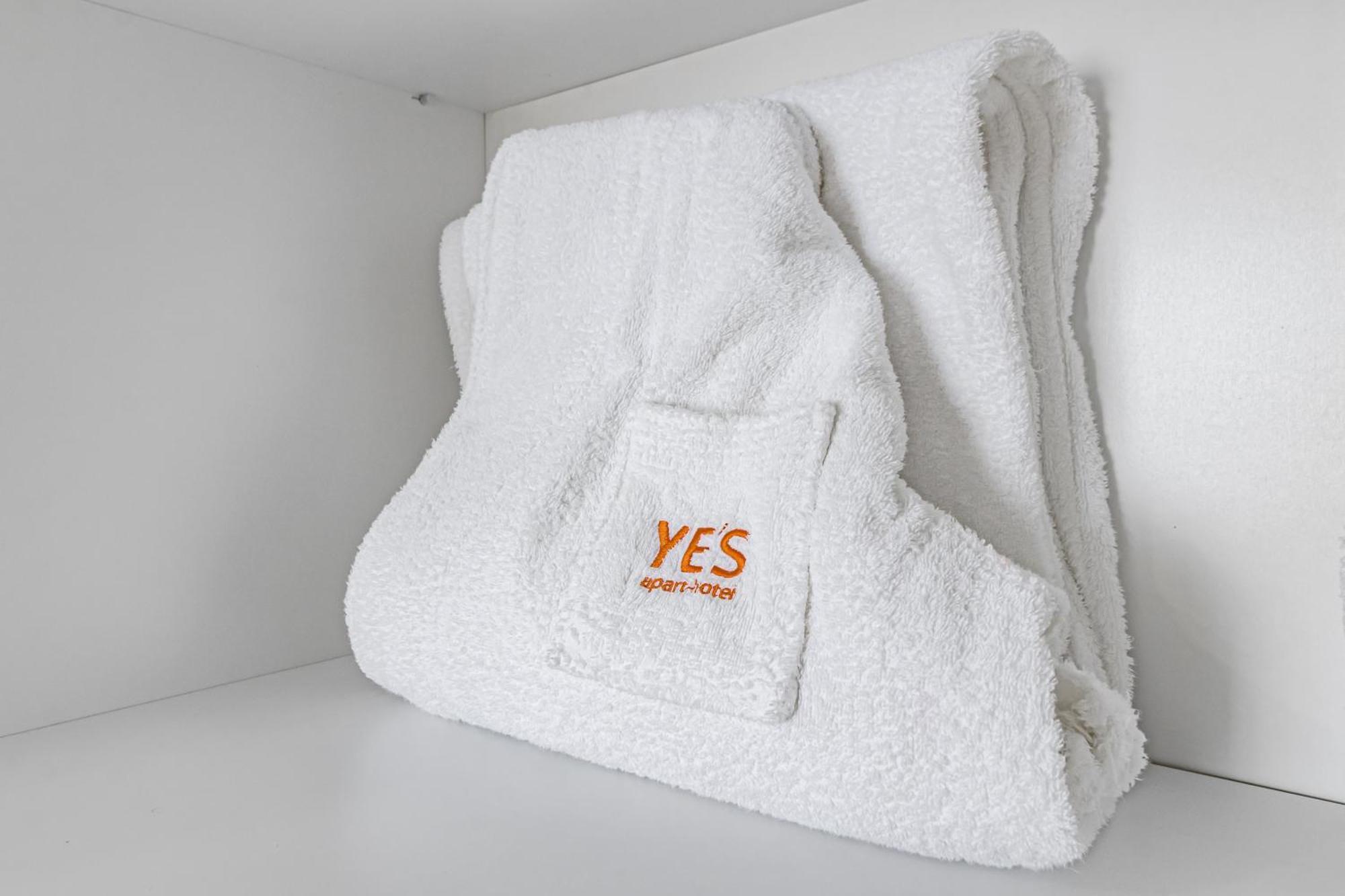 Ye's